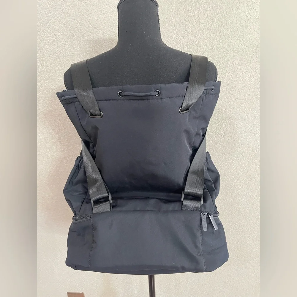 Beyond Yoga Black Drawstring Backpack gym bag yoga bag workout bag